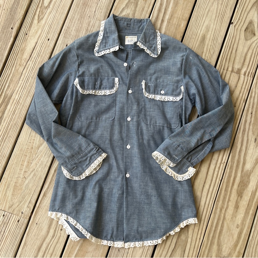 Vintage Big Mac Blue Denim Shirt with Lace Trim painted back turtle 70s L